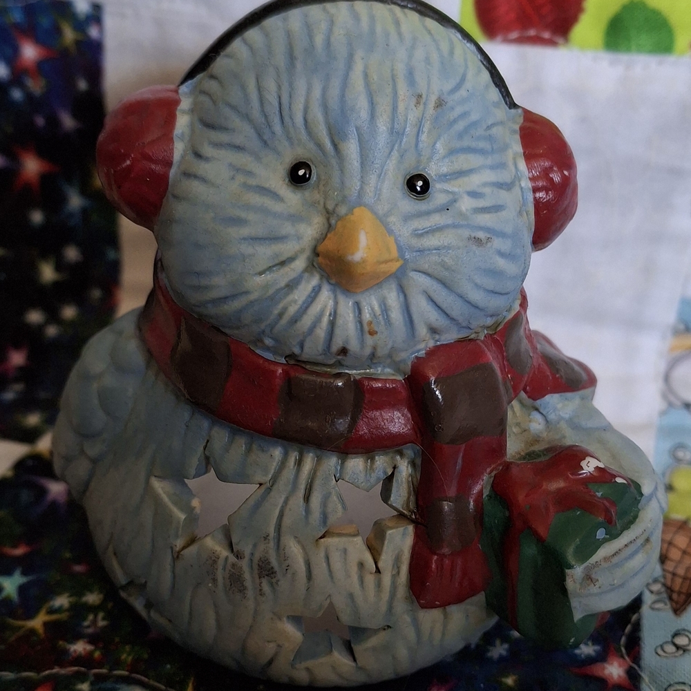 Festive Winter Bird LED Candle Holder with Red and Blue Accents